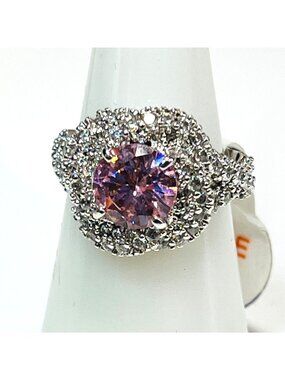 Ring Bomb Party RIng, size 6, NWOT, pink gemstone, contemporary, avant garde